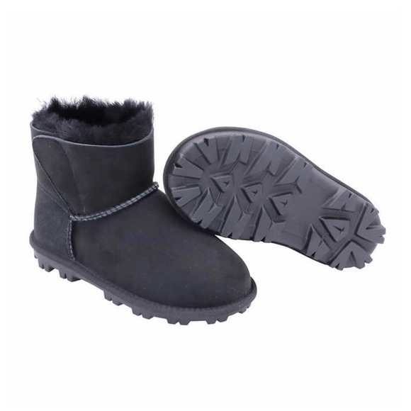 NIB Kirkland Signature Little Girl's Shearling Boot, 12 - Picture 5 of 6